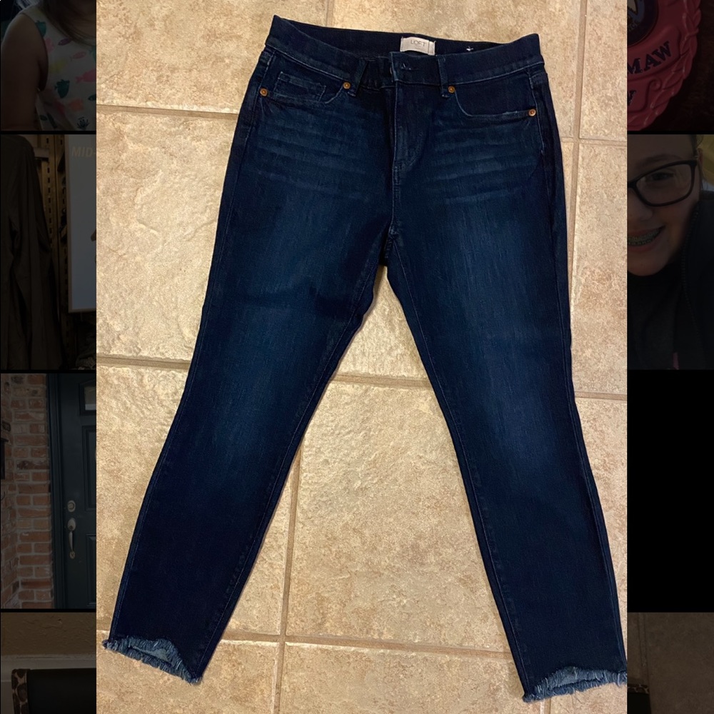 New Loft Jeans with Fringed bottom Size 6P